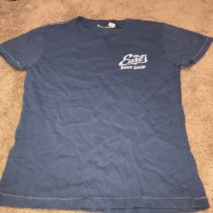 American Eagle t shirt